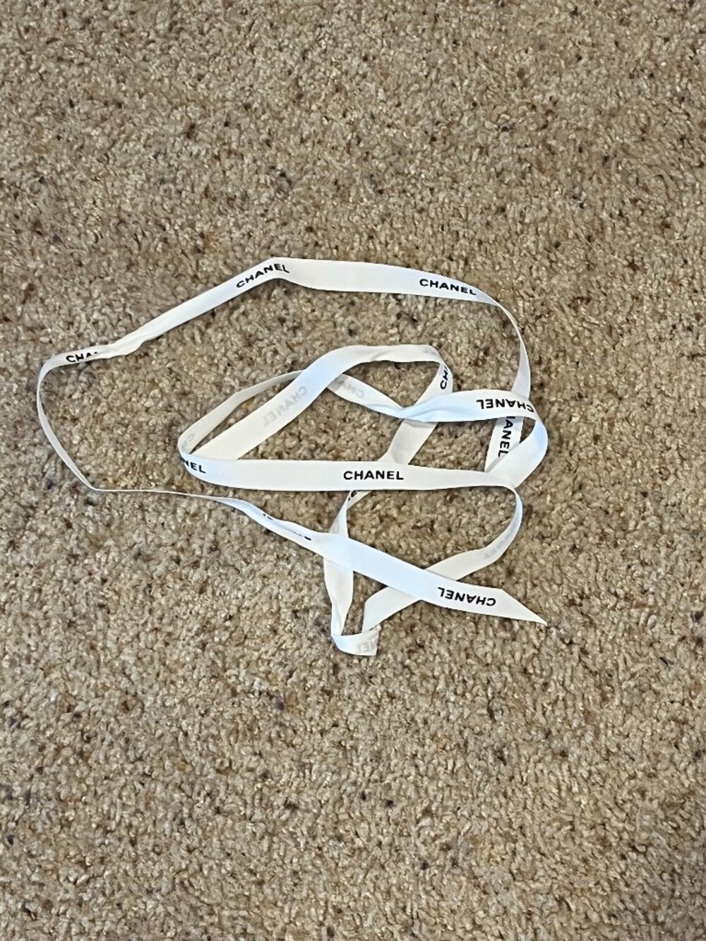 Chanel Gift Ribbon - Picture 2 of 2